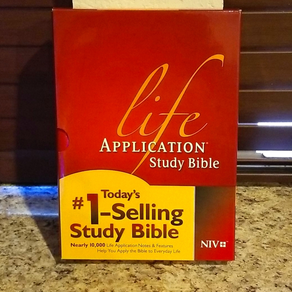 Life Application NIV Study Bible